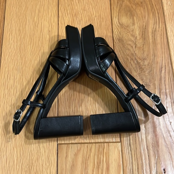 Bandolino Women's Brie Heeled Sandal Size 7M - Picture 10 of 16